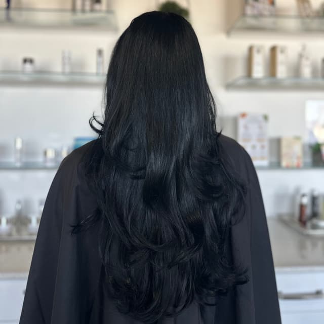 Signature Cut+Gloss+Blowout at Beautymix.Phx in Glendale, AZ